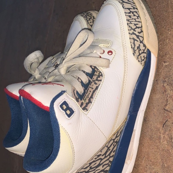 ❌SOLD❌jordan 3 retro true blue - Picture 2 of 5